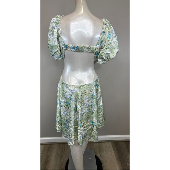 NWT ASTR THE LABEL Clarita Dress in Green & Blue Floral Size L $390 - Picture 5 of 9